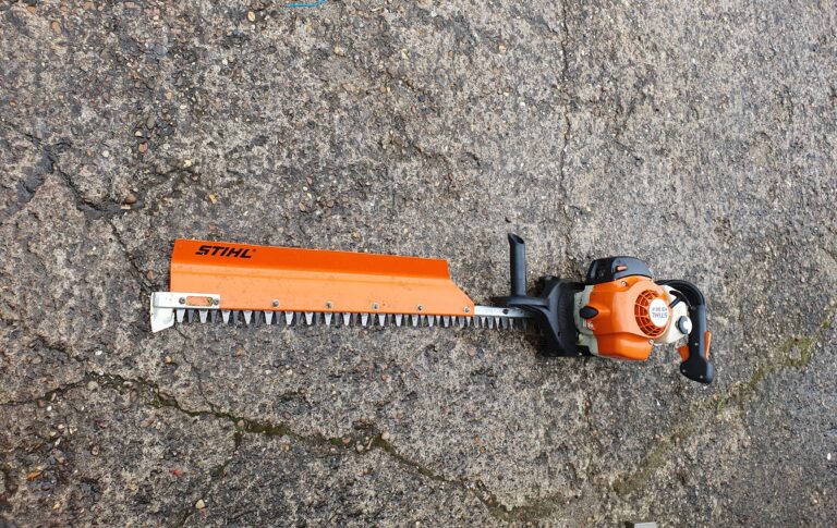 Stihl HS87R Hedge Trimmer: Professional Gardener’s Choice