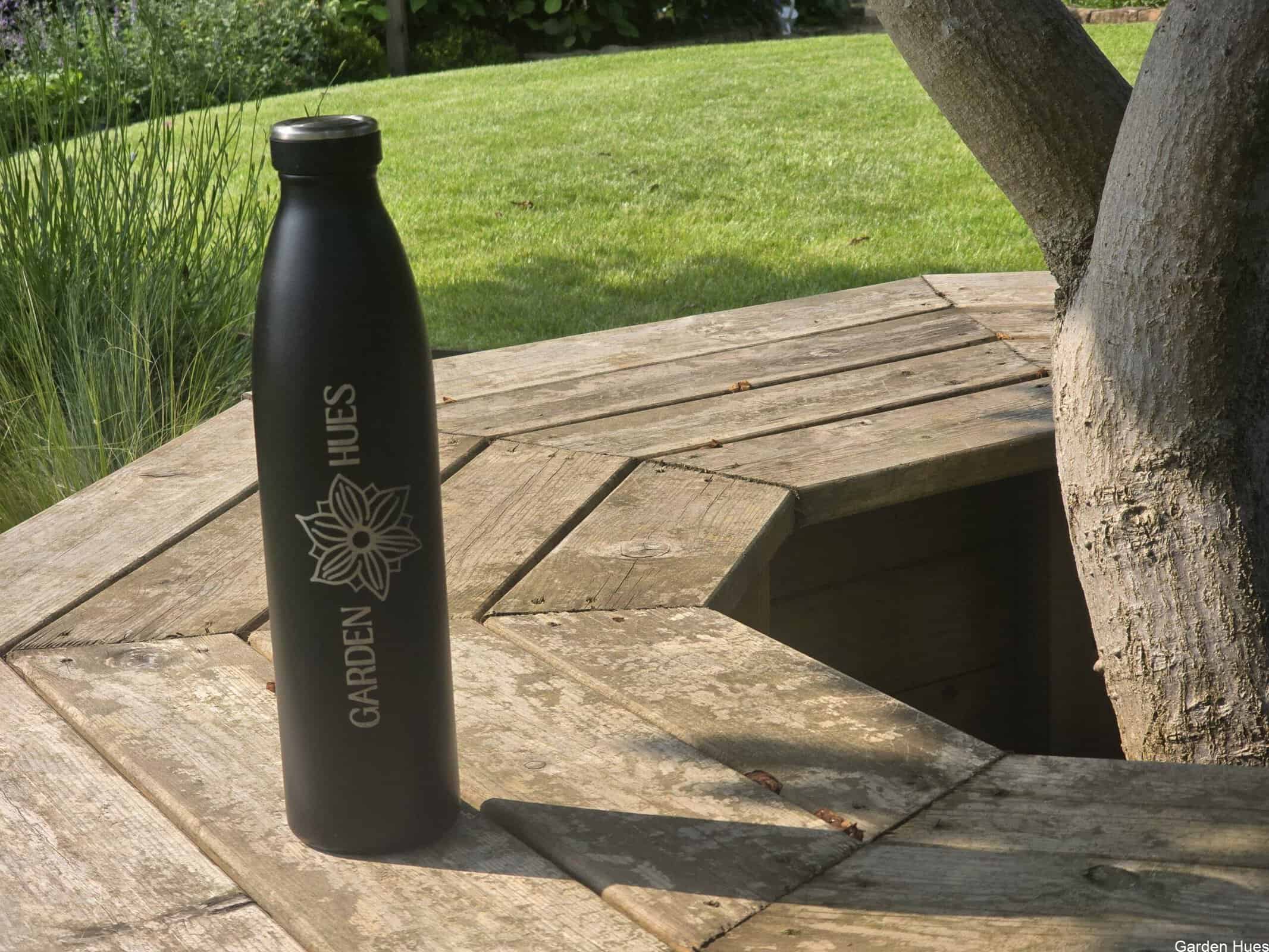 Garden Hues 1L Customised Water Bottle – Hydration for the Growing Life