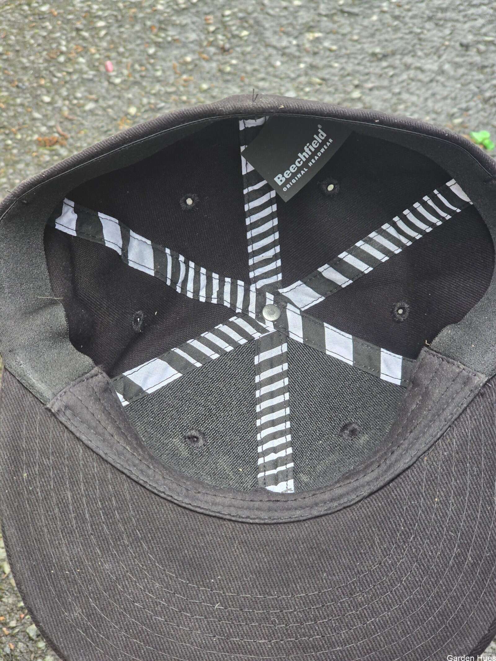 Garden Hues Classic Black Logo Cap - Image 4