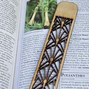 Geometric Wooden Bookmark – Design 29
