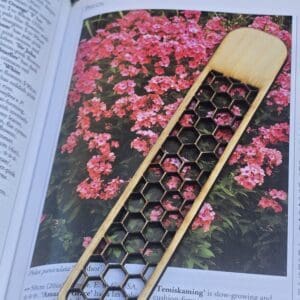 Geometric Wooden Bookmark – Design 25