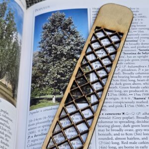 Geometric Wooden Bookmark – Design 20